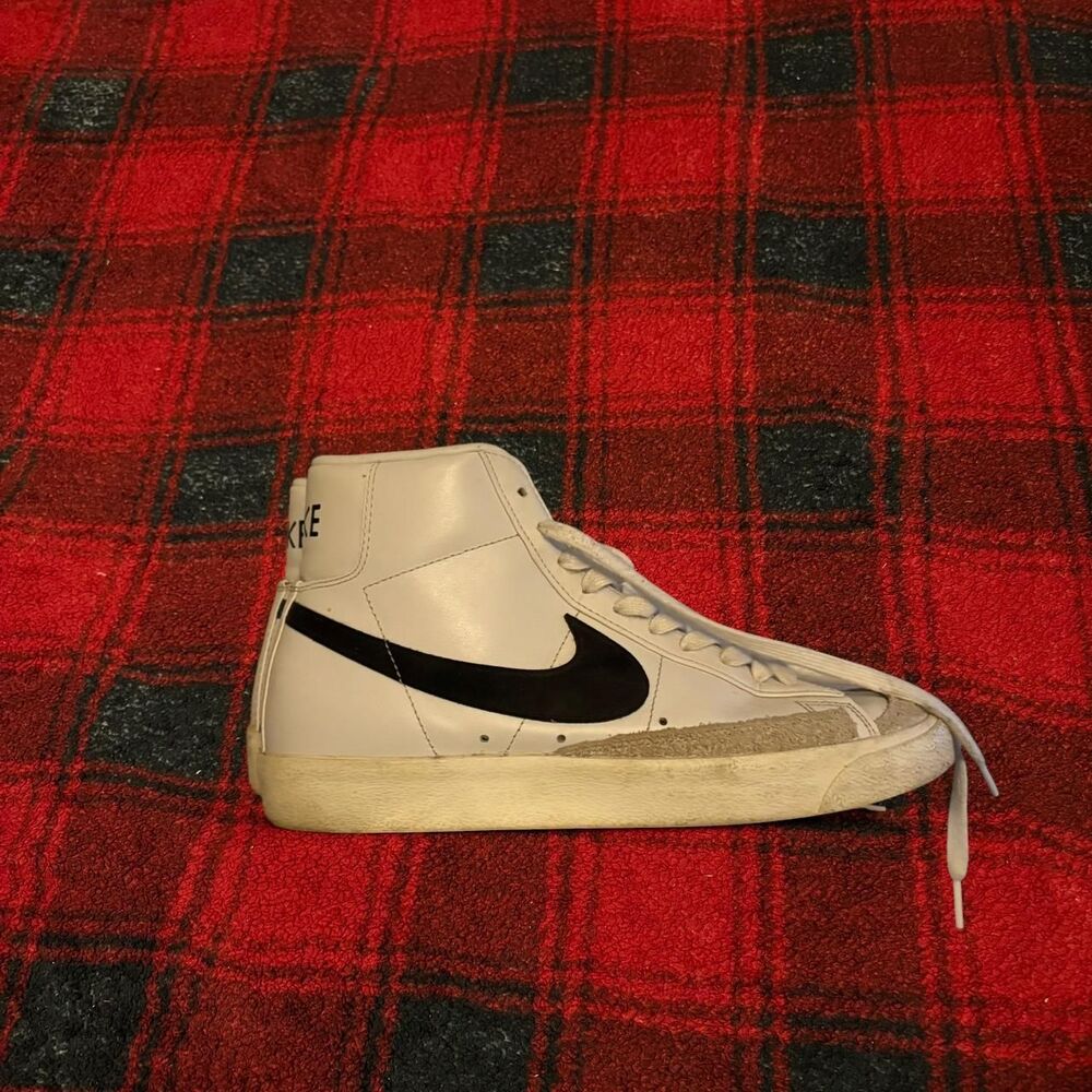 Nike Women's White Trainers
